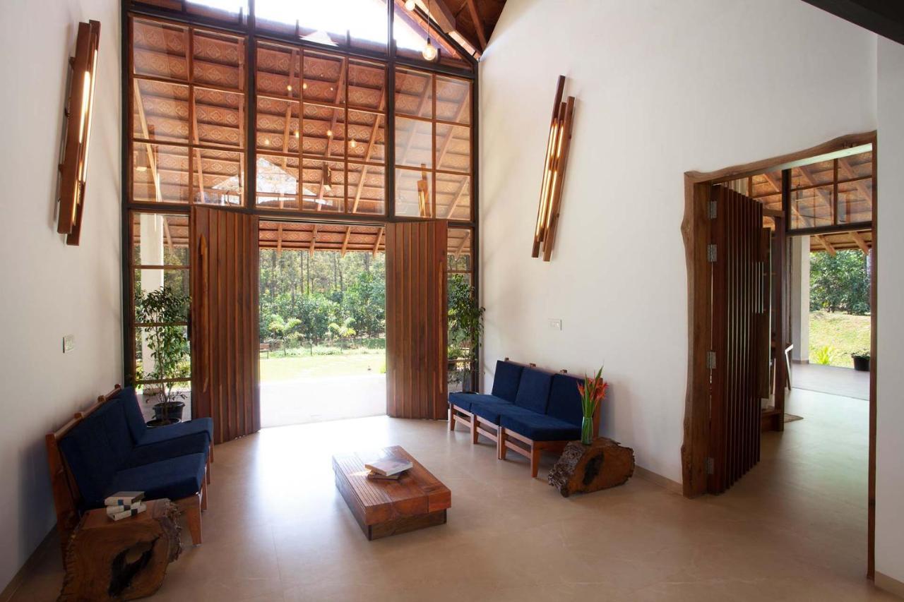 Stayvista At Cedar - Strelitzia 2Bhk With Breakfast And Jacuzzi Chikmagalūr エクステリア 写真